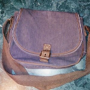 Thrityone cross over purse used